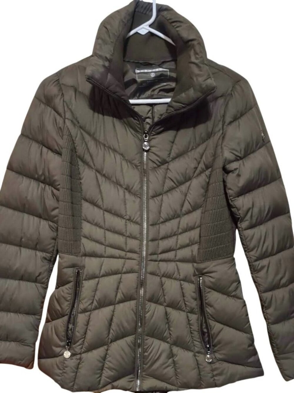 Women Super cute Olive Green shape flattering warm soft Bernardo jacket S